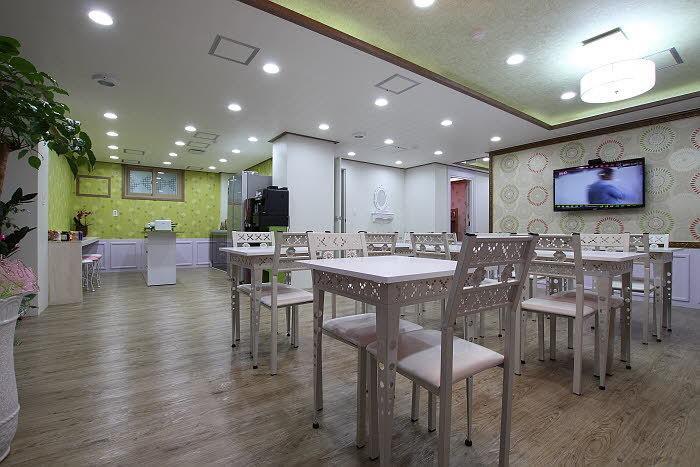 Gyeongju Friend Guesthouse Экстерьер фото