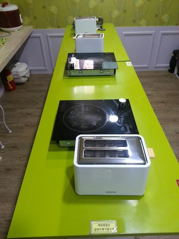 Gyeongju Friend Guesthouse Экстерьер фото